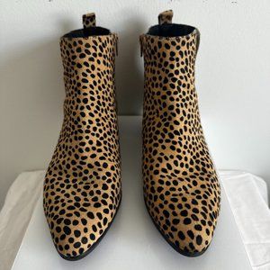 GAP Leopard Print Chelsea Boots Size 10